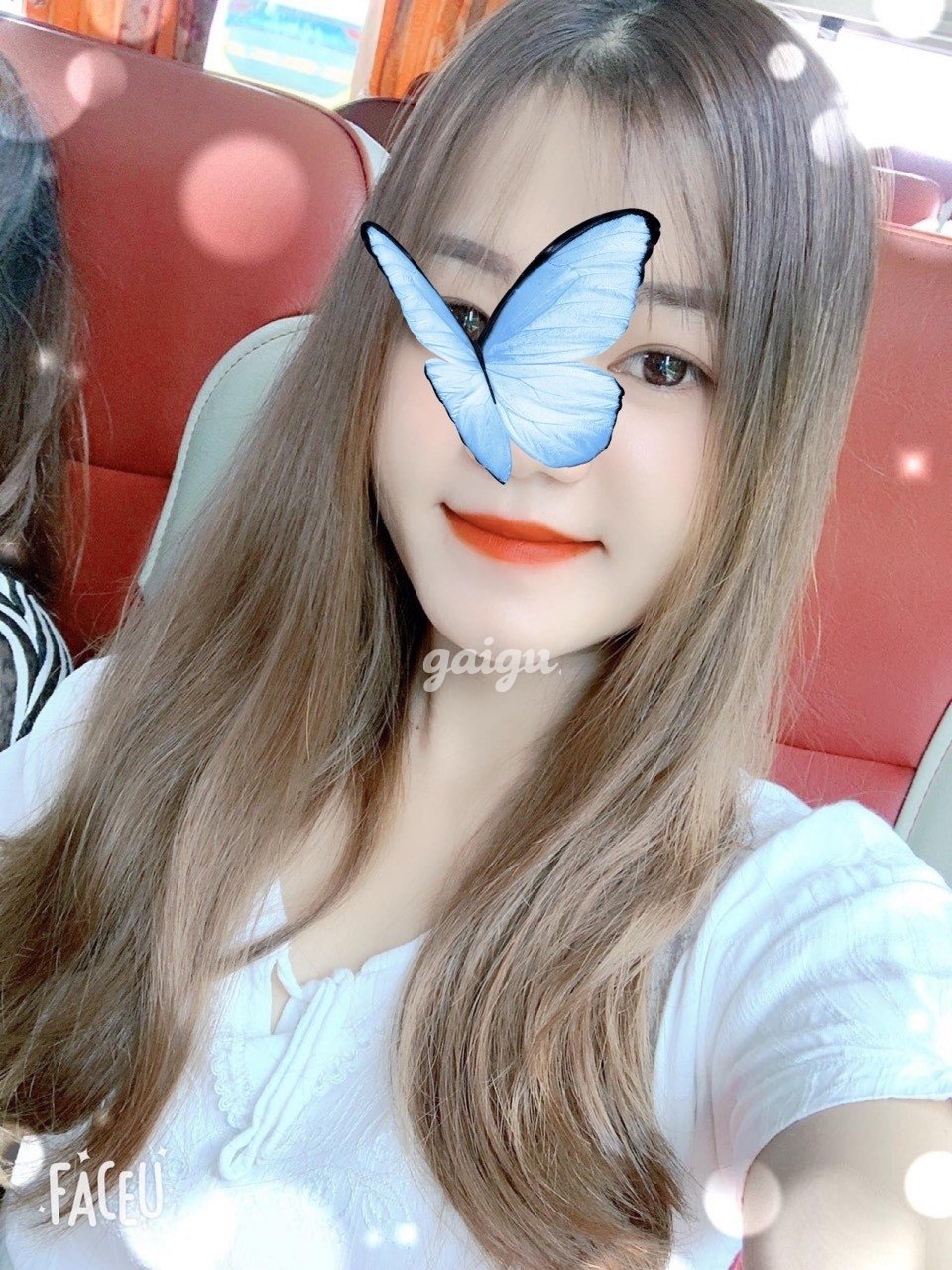 Gai Xinh KOI CUTE_ Duyên Dáng_Đáng Yêu_Lần Đầu Đi Làm