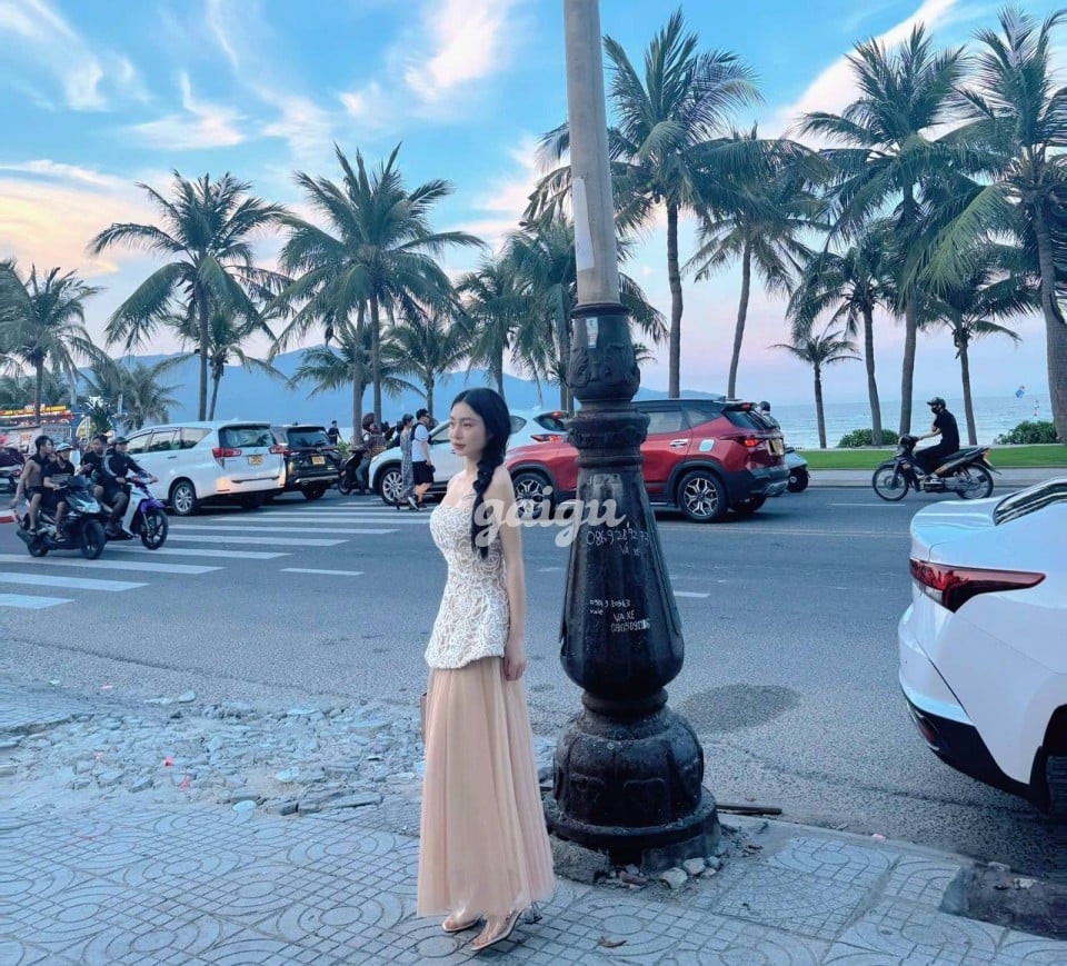 Tâm Tít – Hot Girl Sang Chảnh !