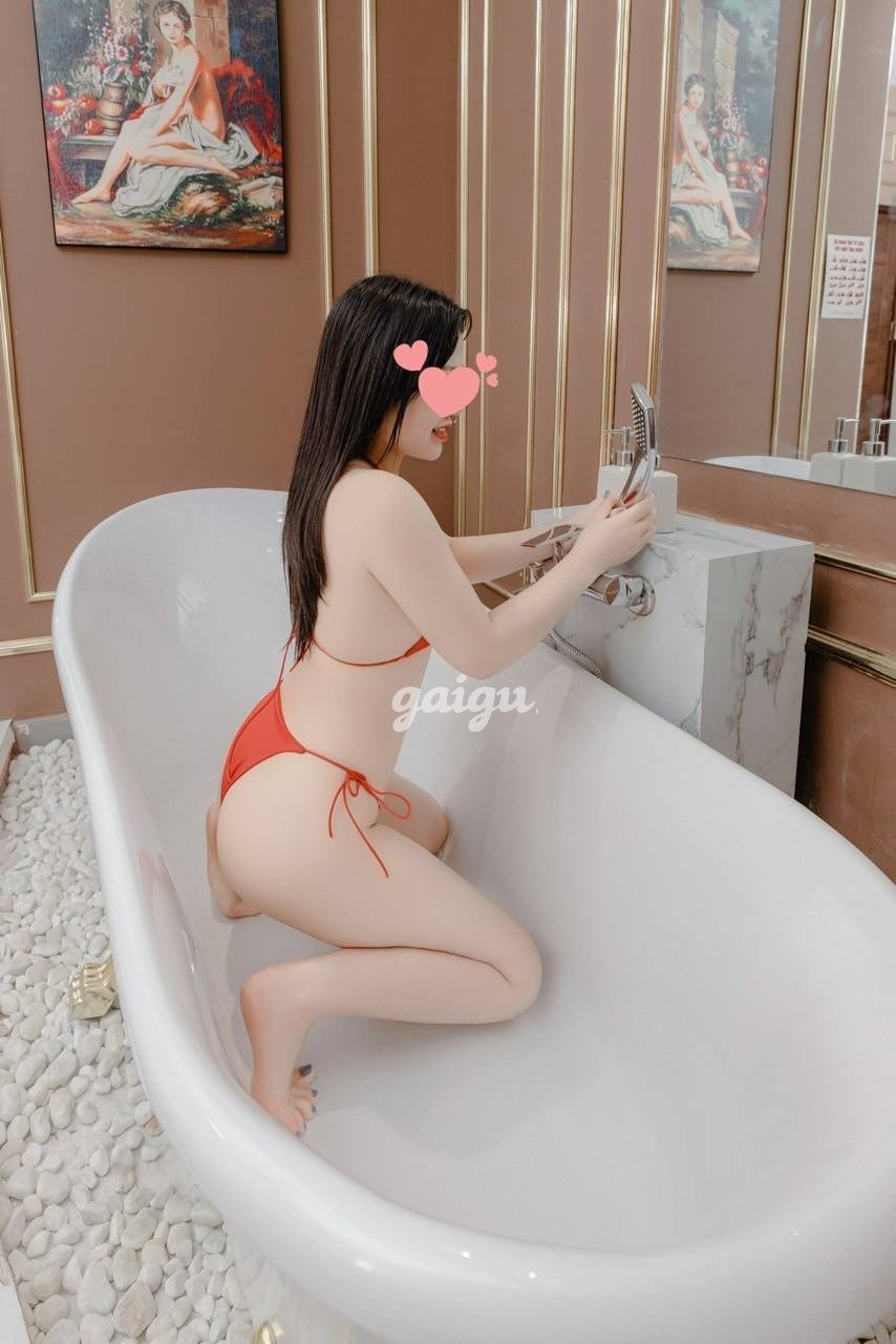 Ý NHI❤️NHIỆT TÌNH CHU ĐÁO ,KÈN SAO CỰC ĐÃ ,HÓT HÓT CAM KẾT